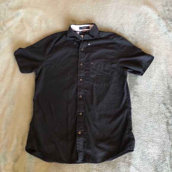 Tommy Hilfiger Other - Tommy Hilfiger Slim Fit Short Sleeve Button Down